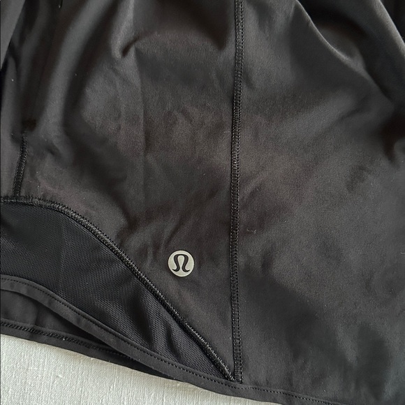 Lululemon Hotty Hot Short 14 Black - Picture 9 of 9